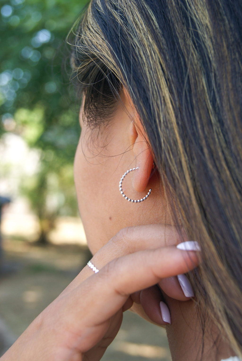bijoux-bloucle-creole-june-belle-argent