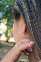 bijoux-bloucle-creole-june-belle-argent