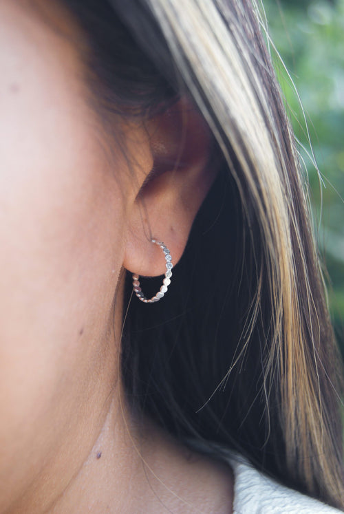 bijoux-bloucle-creole-june-belle-argent