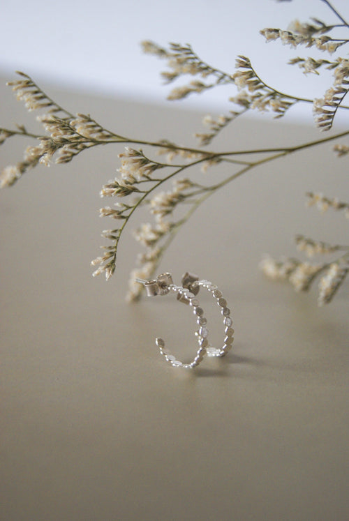 bijoux-bloucle-creole-june-belle-argent